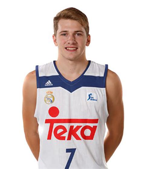 To those wondering, yes, doncic came out for the second half wearing a new jersey, though how he managed. Camiseta Luka Doncic #7# R. Madrid 2016/17 (blanco/1ª ...