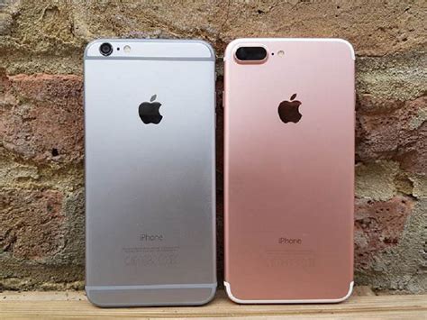 Apple iphone 6 hadir dalam varian sekaligus, yaitu iphone 6 dan iphone 6 plus. Perbandingan Bagus Mana HP iPhone 6 Plus VS iPhone 7 Plus ...