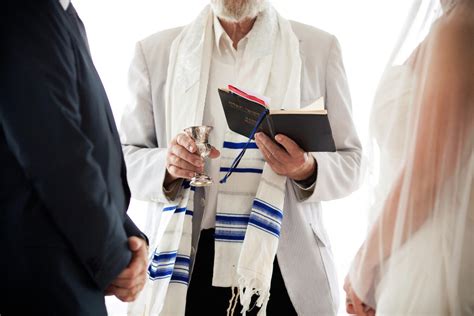 The Seven Blessings Sheva Brachot For A Jewish Wedding My Jewish Learning