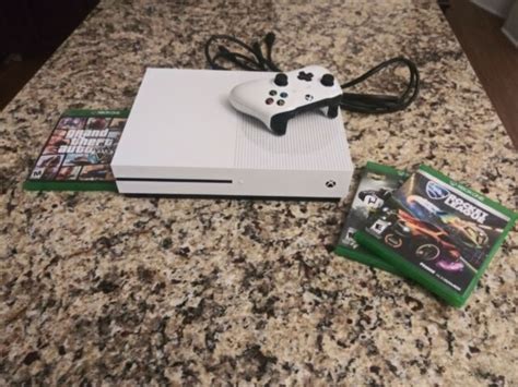 Microsoft Xbox One S 1tb Fortnite Console Bundle White Ebay