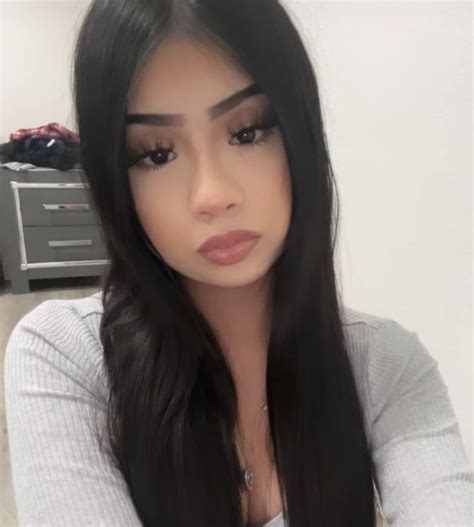 Girl Photos Swag Girl Style Girl Swag Black And White Instagram Latina Girls Cute Makeup