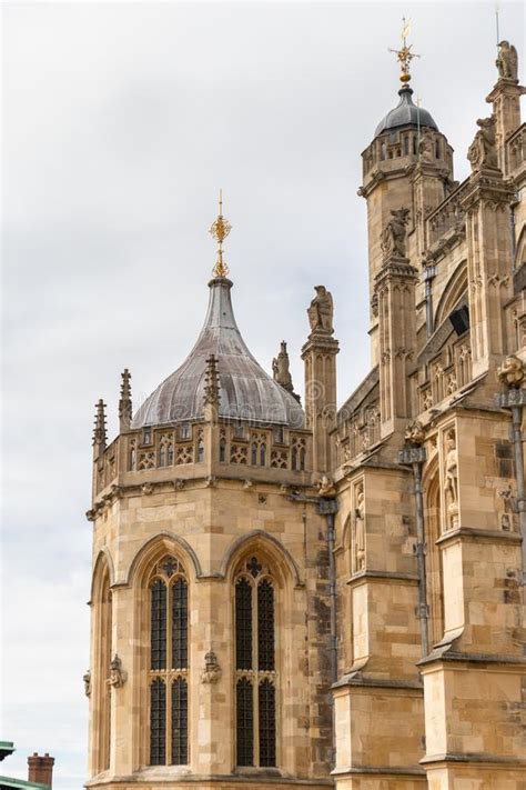 Many measures will be in place to ensure windsor castle and st george's chapel can open safely; WINDSOR, MAAGDENVLIES & WINDSOR/UK - 22 JULI: St Georges ...