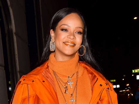 Rihanna Is Now The Wealthiest Female Musician In The World