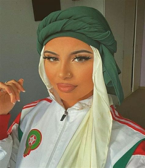 Épinglé par derya sur mooi beauté marocaine coiffure avec foulard maroc girl