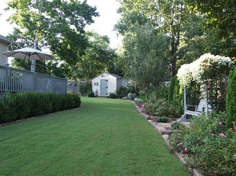 Sues Gardens In Arkansas One Year Later Fine Gardening Garden Room