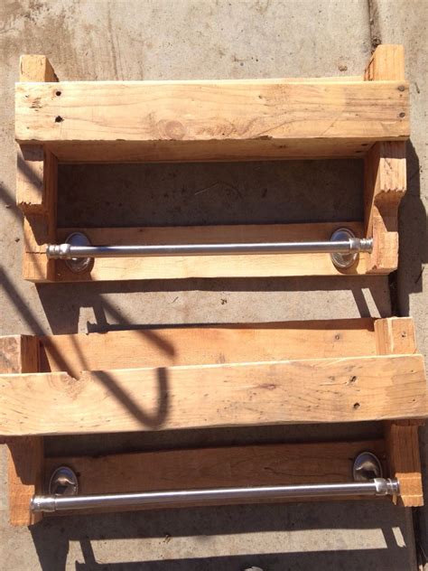 Pallet Unstained Towel Racks Towel Racks Thinking Outside The Box