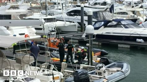 Girl 15 Dies In Southampton Boat Crash Bbc News