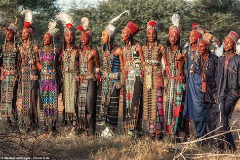 Wodaabe Tribe Where Men Spend Hours Doing Their Hair And Makeup To