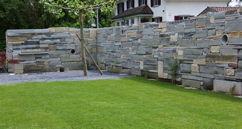 Aus der sicht des eigenheimbesitzers sind das hauptsächlich starker wind, lärm, unschöne aussichten und neugierige blicke. sichtschutz garten modern stein - flashzoom, Best garten ...