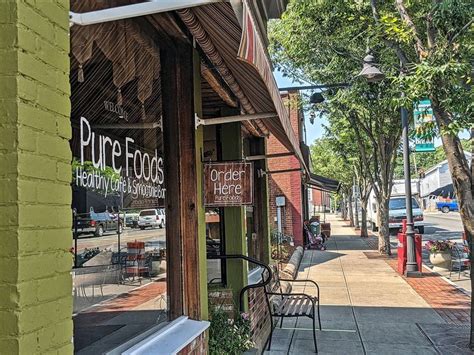 Seasonal box truck delivery driver. Pure Foods - Restaurant | 457 N Main St, Bristol, CT 06010 ...