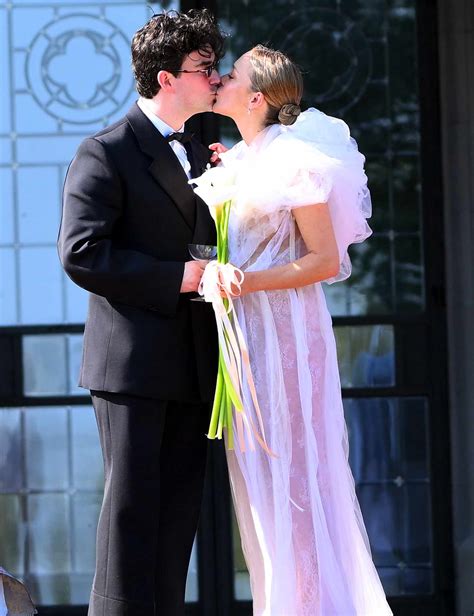 Chlo Sevigny Has Wedding Years After Marrying Sini A Mackovic Pics