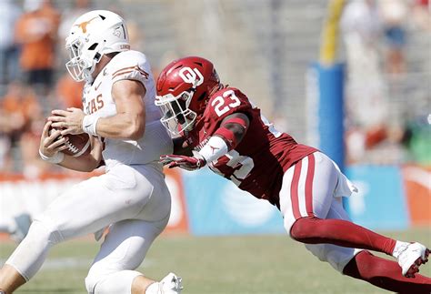 Oklahoma Linebacker Declares For Nfl Draft Sports Illustrated