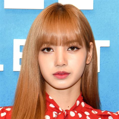 I personally loved lisa with this hair. Lisa's visual and hair evolution, her best era? | allkpop ...
