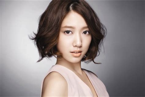 Park Shin Hye S Short Hairstyle Is So Cute Park Shin Hye New Hair Hair Hair Korean Haircut