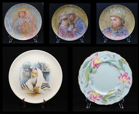 lot collection of collector plates