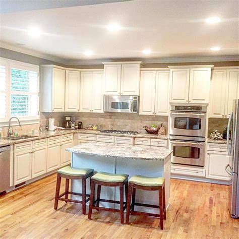 A clogged sink is a real nightmare for any kitchen worker. How to Unclog Kitchen Sink