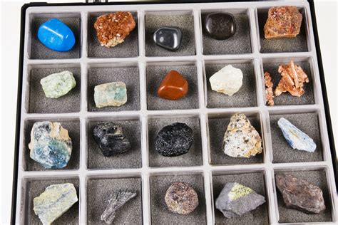 12 Beautiful Rock Collection Display Ideas Detectingdaily