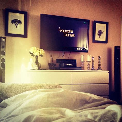 Pin By Raven Ramsey On I Tv In Bedroom Home Bedroom Makeover