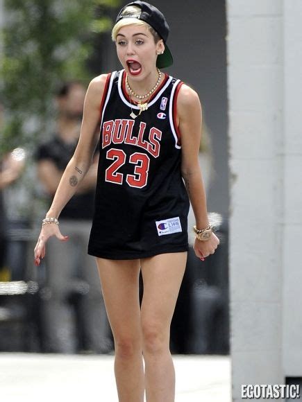 Miley Cyrus Jersey Fashion Miley Miley Cyrus