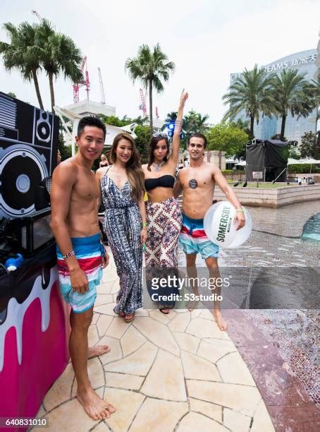 Hard Rock Hotel Pool Party Series Photos And Premium High Res Pictures Getty Images