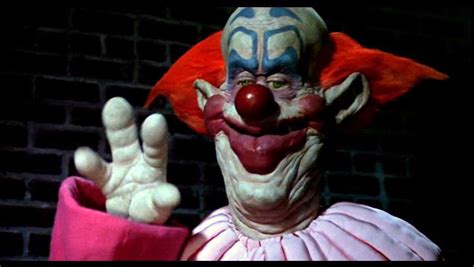 20 Of The Most Terrifying Clowns Of Film And Tv Pennywise Guff