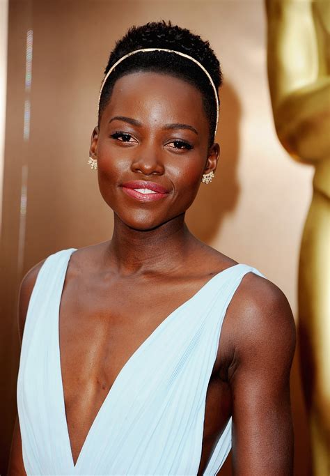 Lupita Nyongo Hair And Makeup At Oscars 2014 Popsugar Beauty