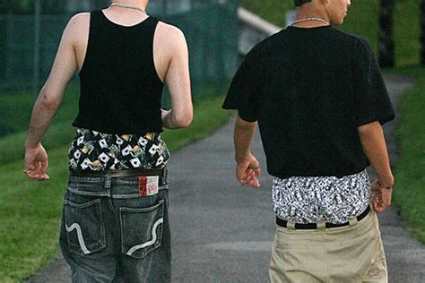 Its Now Illegal To Sag Your Pants In This Tennessee City Complex