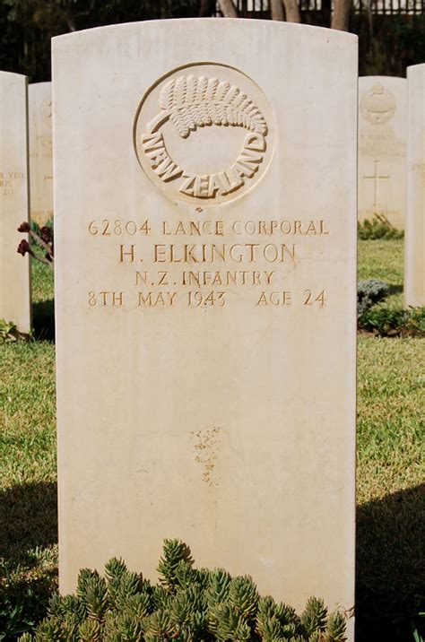 Herbert Elkingtons Grave 28 Māori Battalion