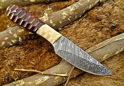 Skinning Knife Guide And 10 Best Skinning Knives Review Hunting Lot