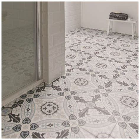 Deze tegels zijn direct op te halen vanuit onze showroom in hoofddorp. Portugese Tegel - Revoir Paris Flora 20x20 | Tegels ...