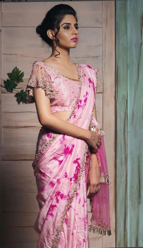 Pin By Rich Taste On Saree Holic Designer Saree Blouse Patterns Saree Designs Trendy Blouse