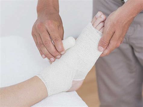 Hairline Fracture Types Symptoms Causes And Treatment