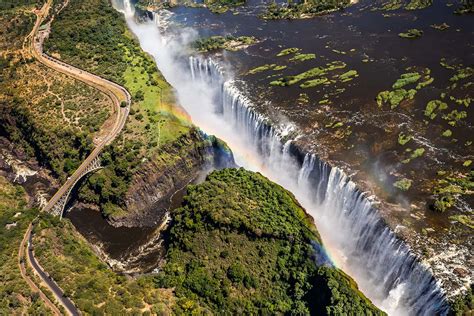 Download Victoria Falls Gaping River Wallpaper