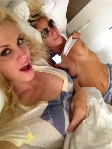 Naked Jenny Mccarthy In Icloud Leak The Second Cumming