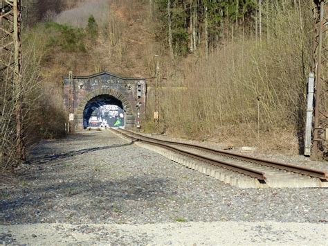 Verwendbar bei gerader gleisführung im durchfahrtsbereich. Tunnelportal Zum Ausdrucken - Contest Sign Coloring Pages ...