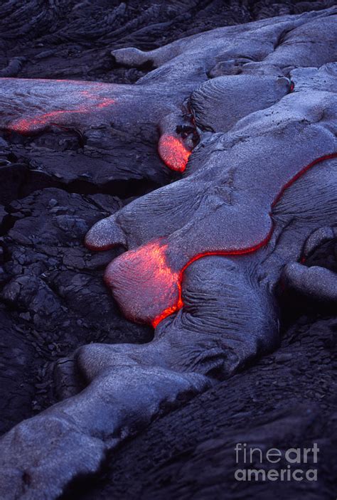 Pahoehoe Lava Kilauea Volcano Hawaii Photograph By Douglas Peebles