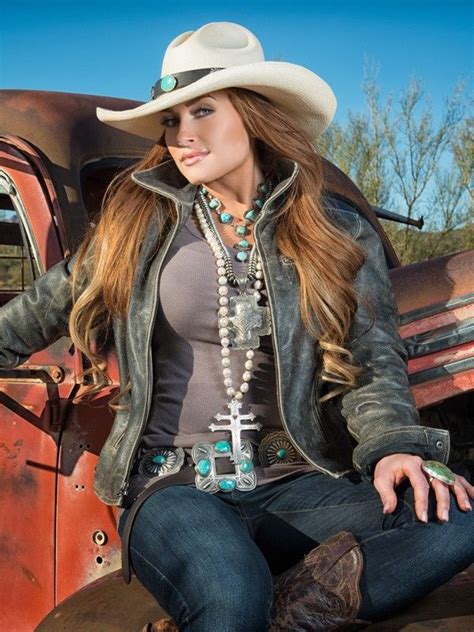 Buffalo Wings Leather Jacket Cowgirl Outfits Country Fashion