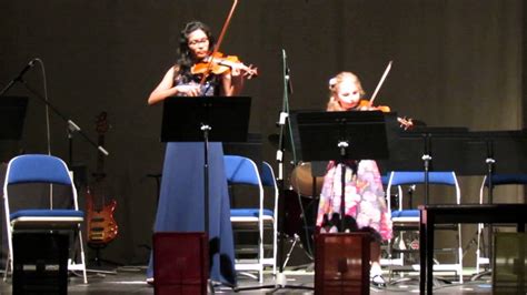 Savannah Plays The Violin In The Gala 2015 Youtube