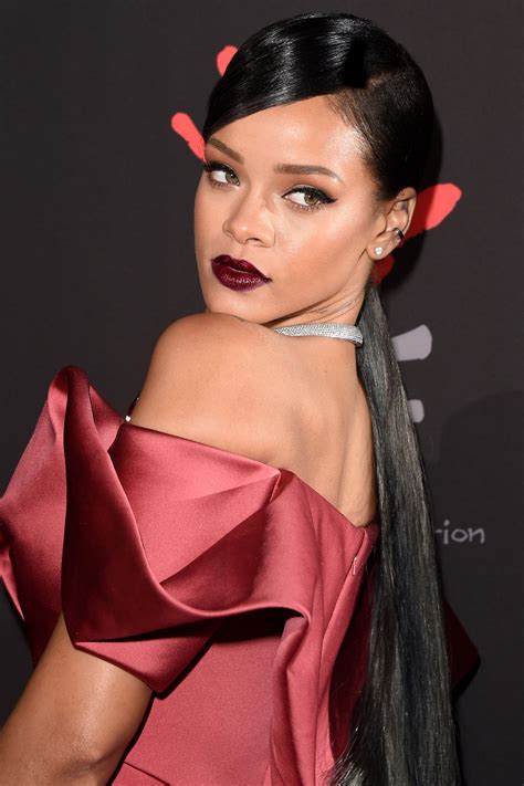 Rihannas 50 Best Beauty Looks Rihanna Backless Dress Formal Beauty