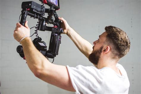 A Beginner’s Guide To Becoming A Professional Videographer
