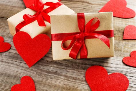 Ultimate Guide To Adult Valentines Gift Ideas Date Night Plans And More