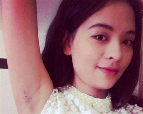 Look Chinese Women Taking Armpit Hair Selfies Trends In China Coorms