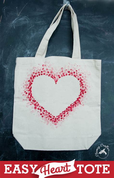Diy Tote Bag Make This Fabulous Heart Tote Bag With A Pencil