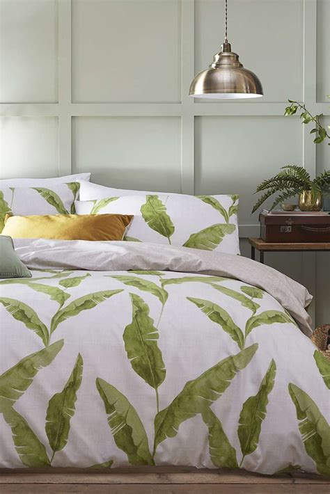 Furn. Plantain Leaf Green Reversible Duvet Cover and Pillowcase Set | Reversible duvet covers ...