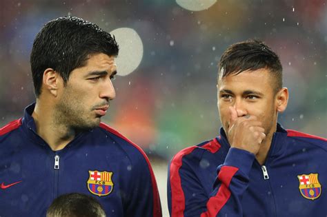O instituto projeto neymar jr. Suárez quer aumento: o mesmo salário de Neymar | VEJA