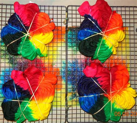Hippies Child Teach Yourself Tie Dye Spiral