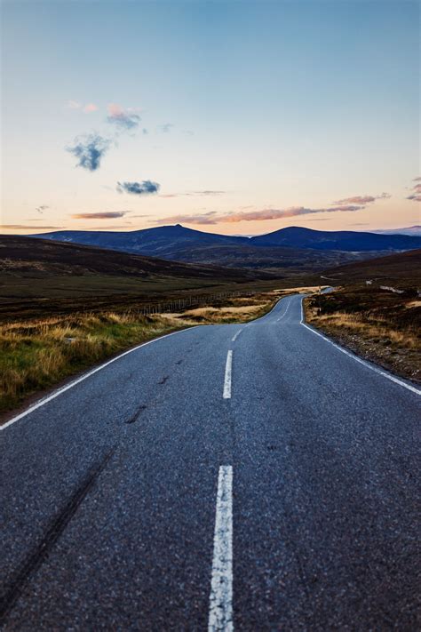 Road Trip Pictures Download Free Images On Unsplash Scenic Travel