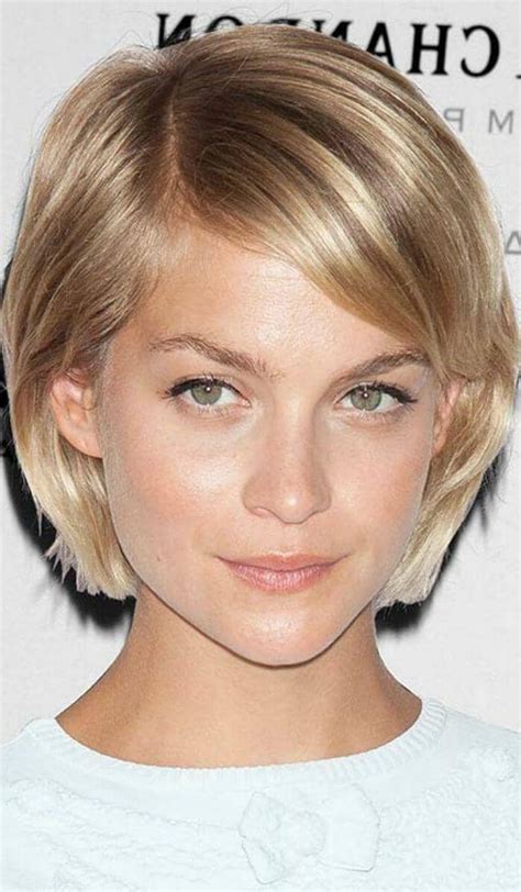 Latest Chin Length Bob Hairstyles With Middle Part