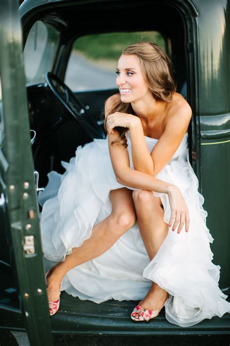 Vineyard Elegance Beautiful Bride Photo By Meg Perotti Photography