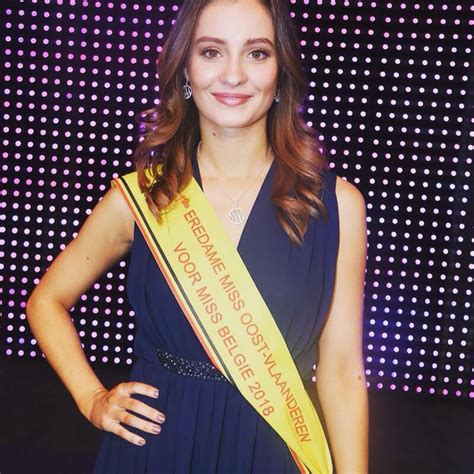 Comme vous le savez sûrement, c'est l'anversoise angeline flor pua, 22 ans, qui est repartie avec la couronne, laissant les 12 candidates francophones sur le carreau. Gaëlle Debruyne Finalist Miss Belgium 2018/ Miss Belgique 2018 (Photo Credits: Miss Belgium ...